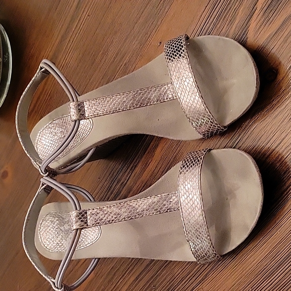 Metallic Champagne Snake Print Wedge Sandal - Picture 6 of 6